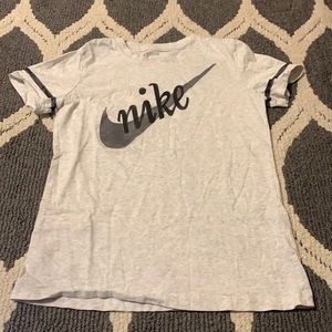 Nike top